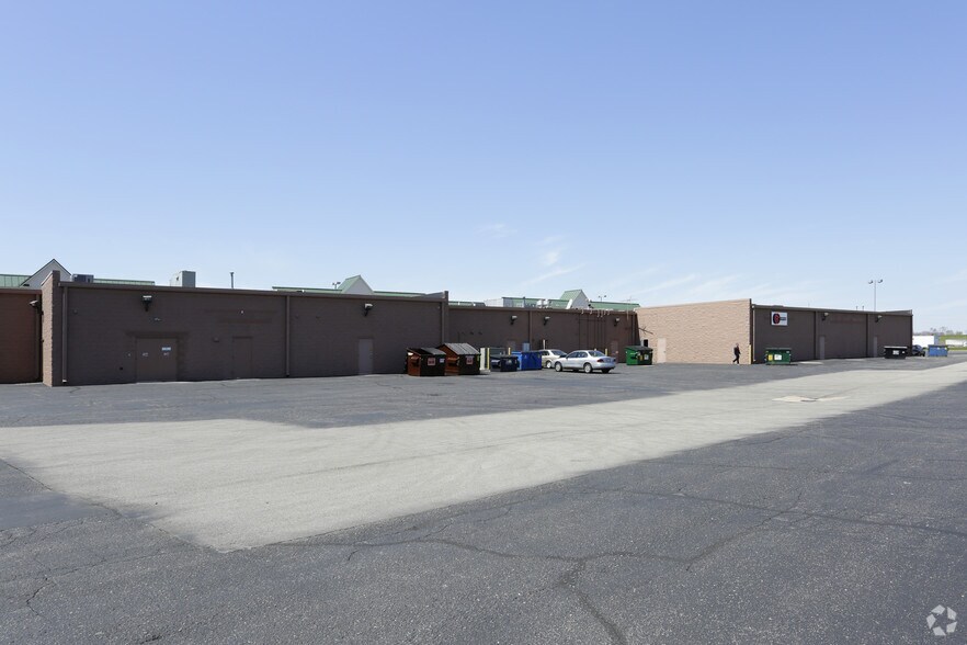 701 68th St SW, Byron Center, MI 49315