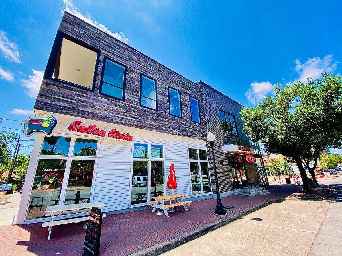 14551465 W Magnolia Ave, Fort Worth, TX 76104