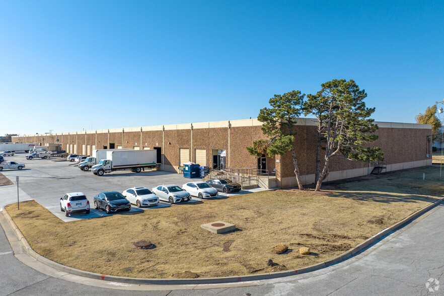 397 N Harvard Ave, Oklahoma City, OK for lease - Primary Photo - Image 1 of 6