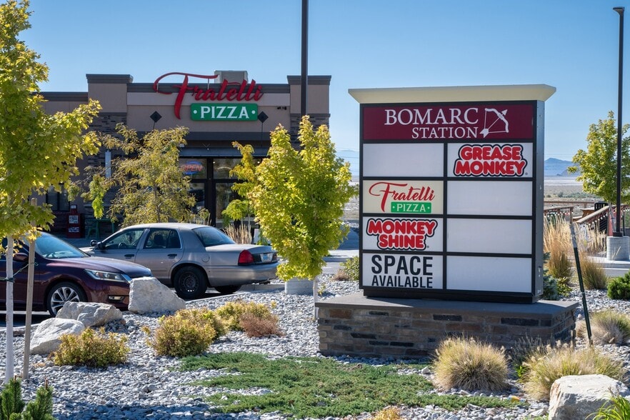 Bomarc Station portfolio of 3 properties for sale on LoopNet.com - Building Photo - Image 3 of 9