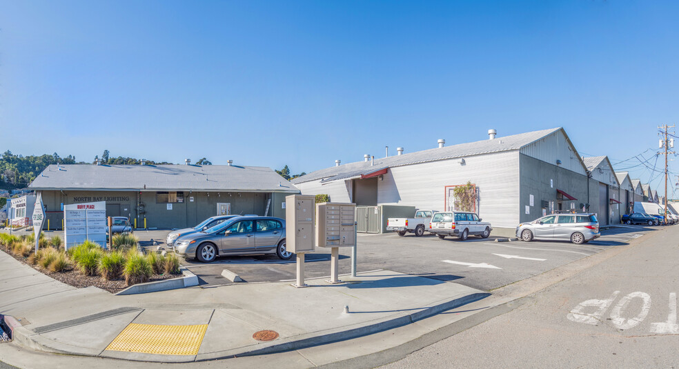 21-37 Duffy Pl, San Rafael, CA for lease - Building Photo - Image 3 of 3