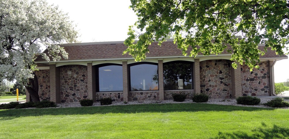 2508 N New Franken Rd, New Franken, WI for sale - Primary Photo - Image 1 of 1