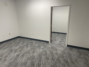 3800 Stillman Pky, Richmond, VA for lease Interior Photo- Image 2 of 2