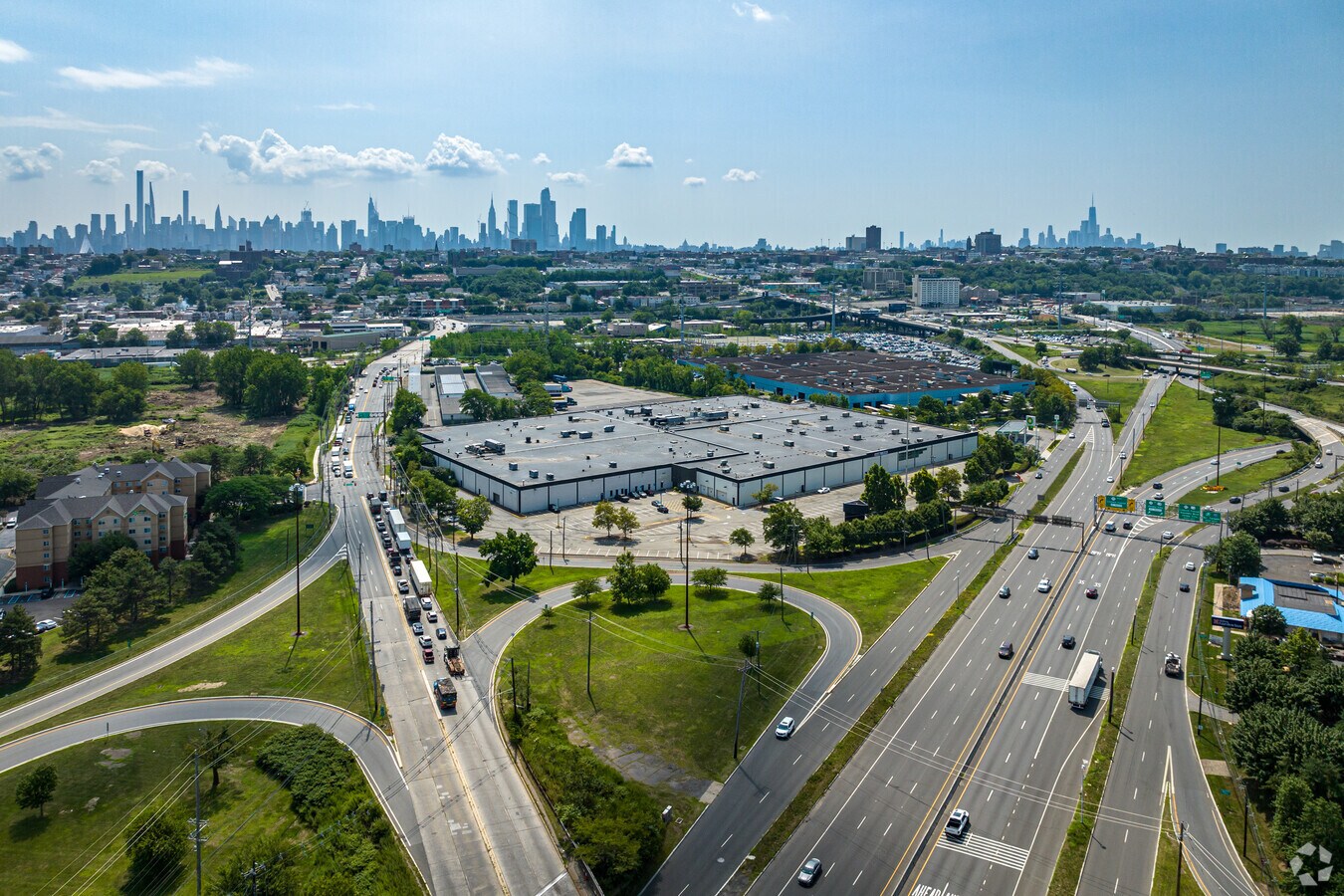 925 Paterson Plank Rd, Secaucus, NJ 07094 Industrial for Lease