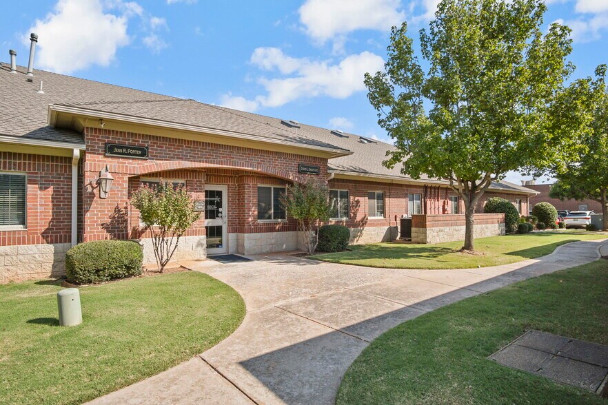 1006 24th Ave NW, Norman, OK for sale - Building Photo - Image 1 of 67