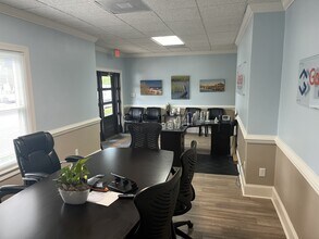 1109 48th Ave N, Myrtle Beach, SC for lease Interior Photo- Image 2 of 9