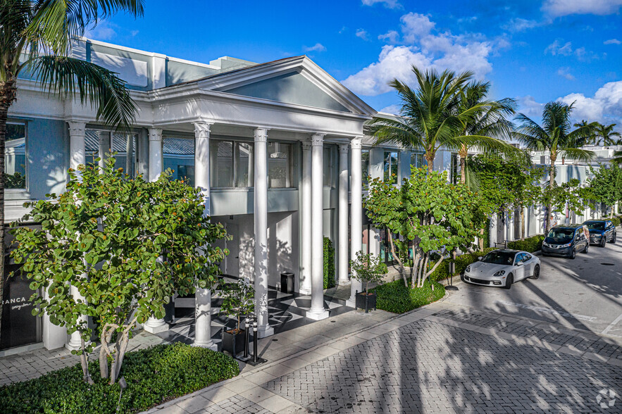 70 Royal Poinciana Plz, Palm Beach, FL for lease - Building Photo - Image 1 of 34