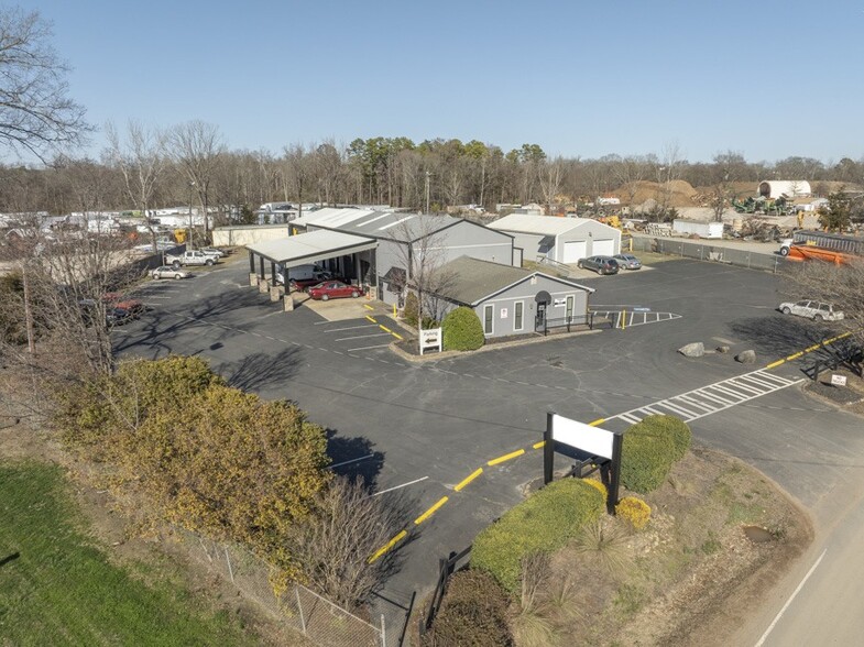 12715 Downs Cir, Pineville, NC for lease - Building Photo - Image 2 of 6