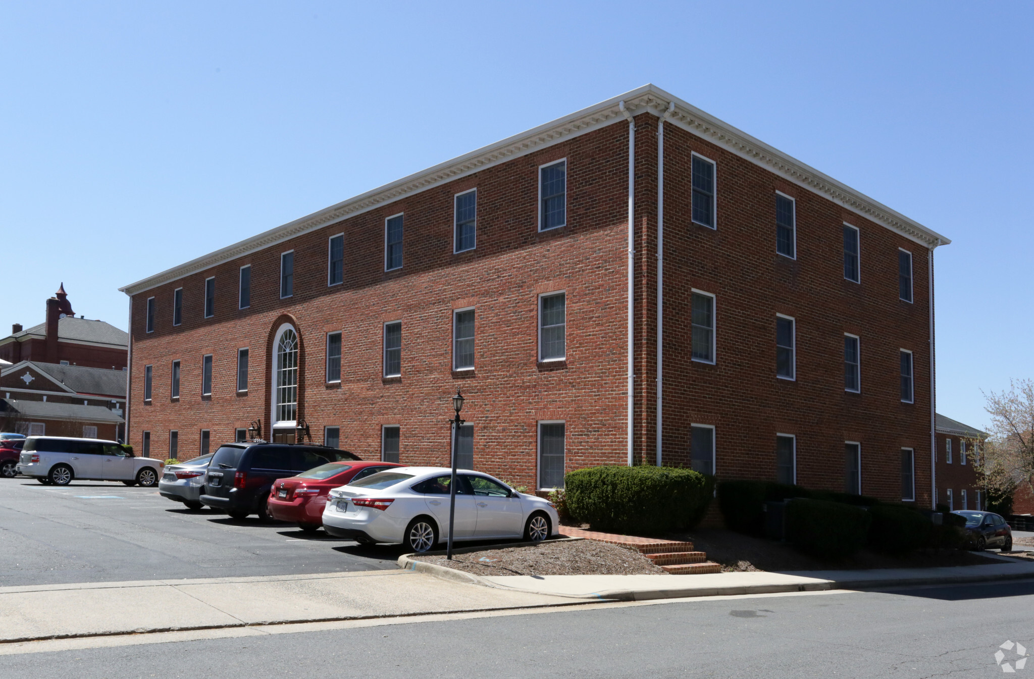 9300 Grant Ave, Manassas, VA 20110 - Old Courthouse Square | LoopNet