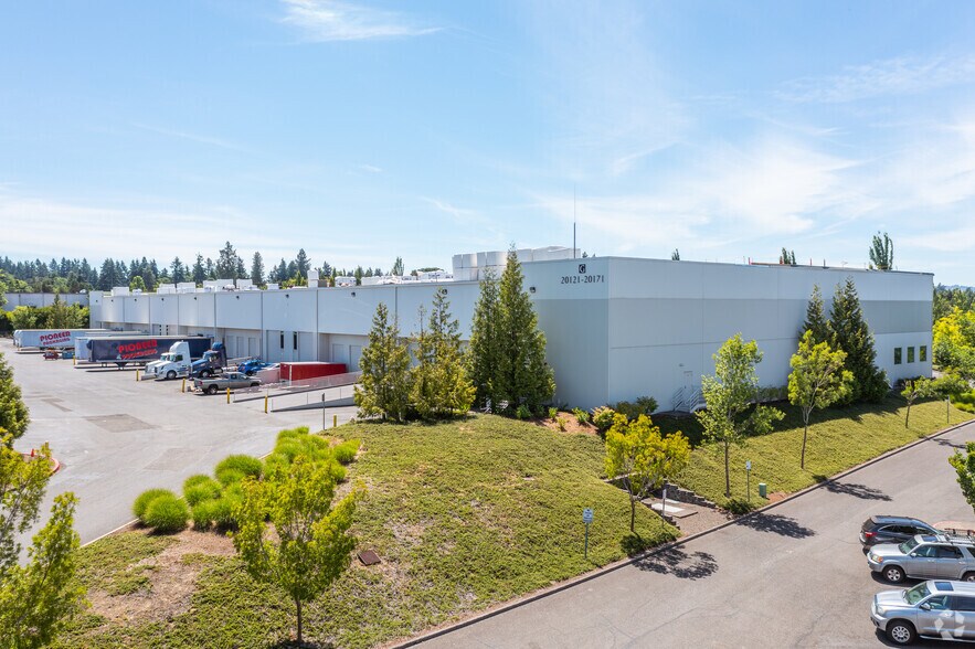 20121-20171 SW 95th Ave, Tualatin, OR for lease - Building Photo - Image 2 of 5