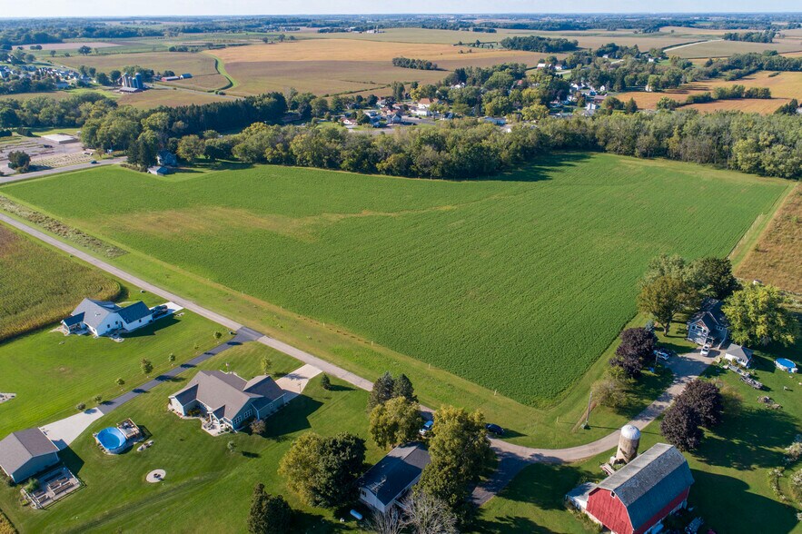 970 Portland Rd, Waterloo, WI for sale - Building Photo - Image 3 of 20