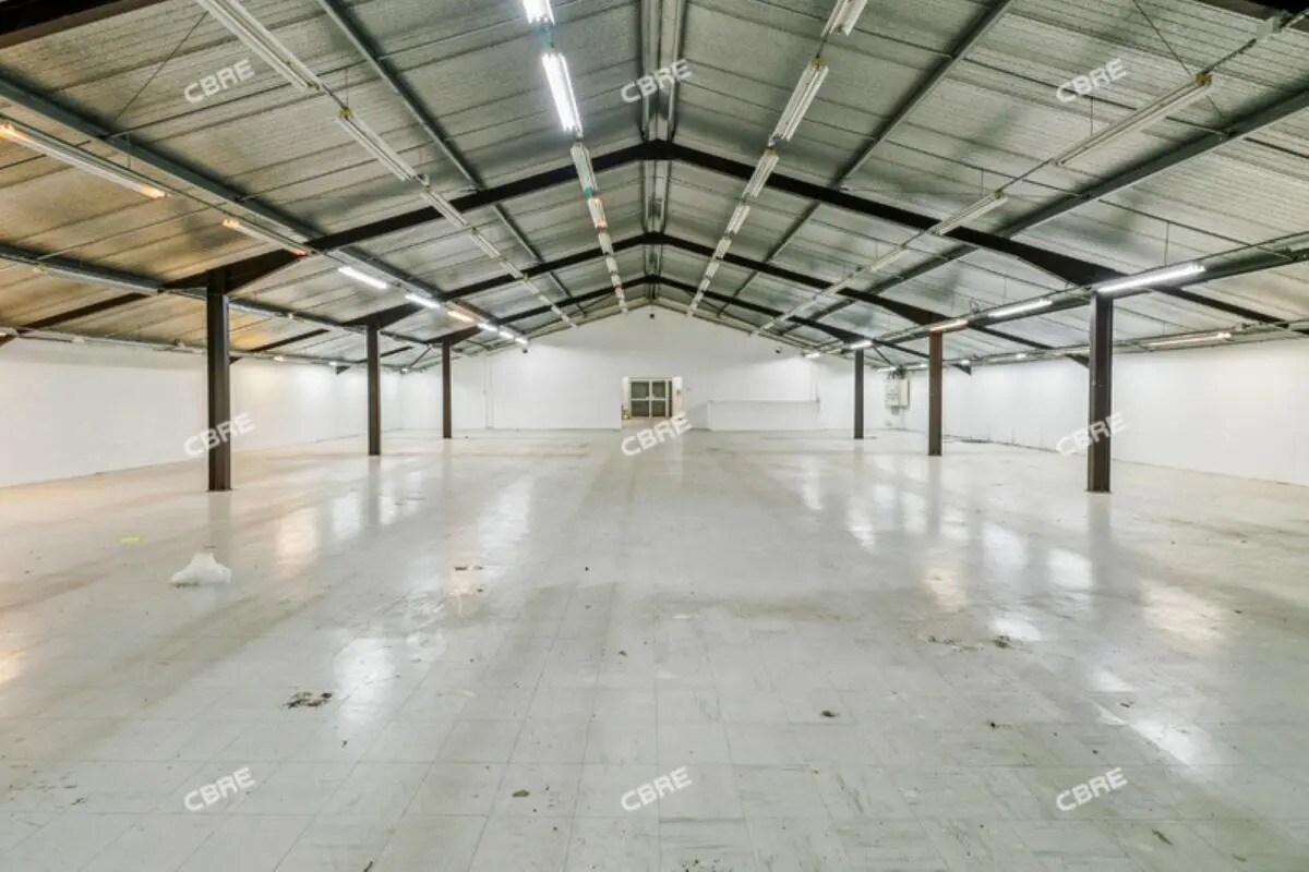 Flex in Septeuil for sale Interior Photo- Image 1 of 11