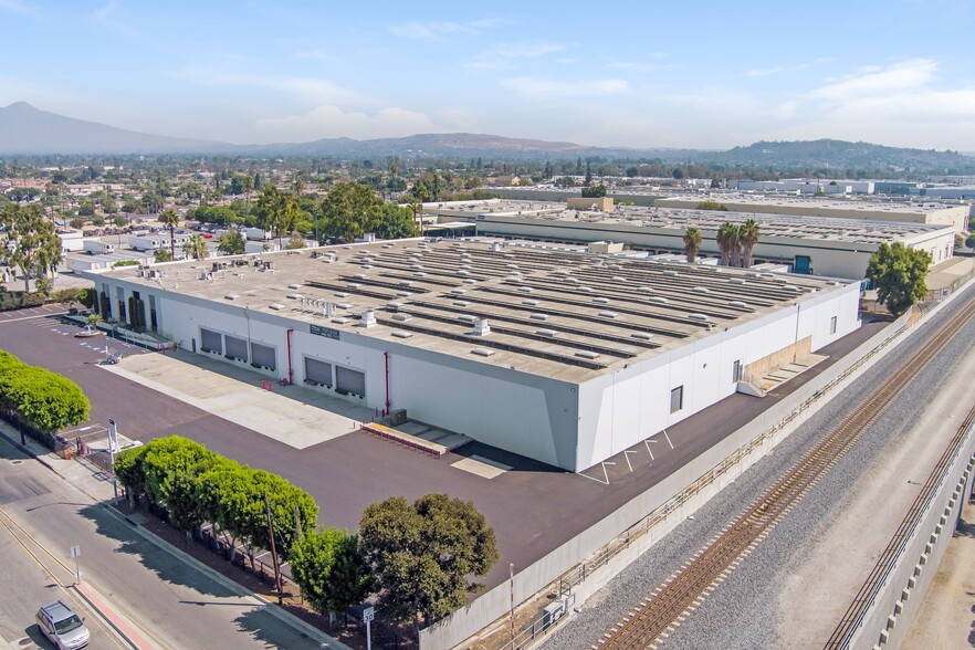 140 N Orange, City Of Industry, CA for lease - Building Photo - Image 1 of 15