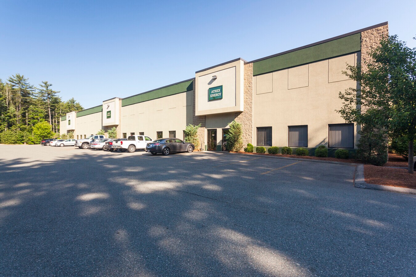 19 Walpole Park S, Walpole, MA 02081