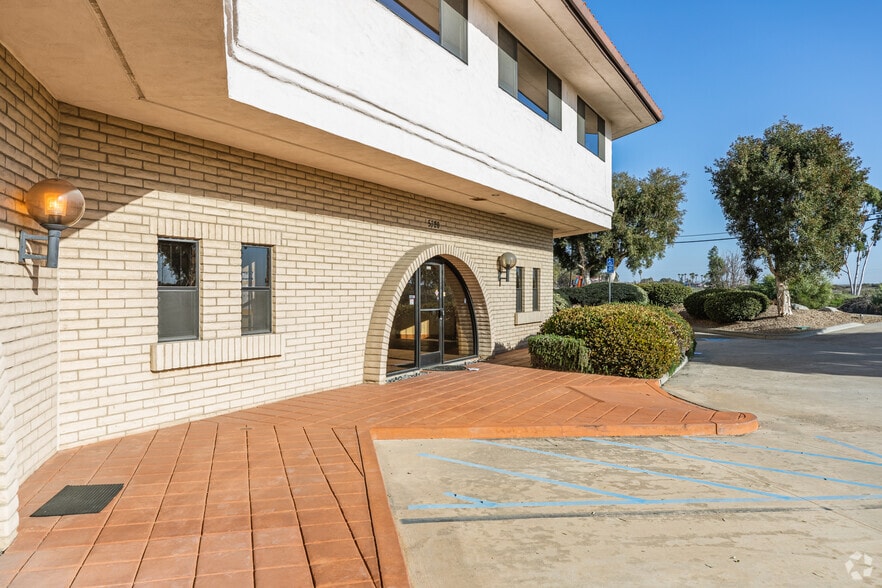 5320 Eastgate Mall, San Diego, CA for lease - Building Photo - Image 2 of 4