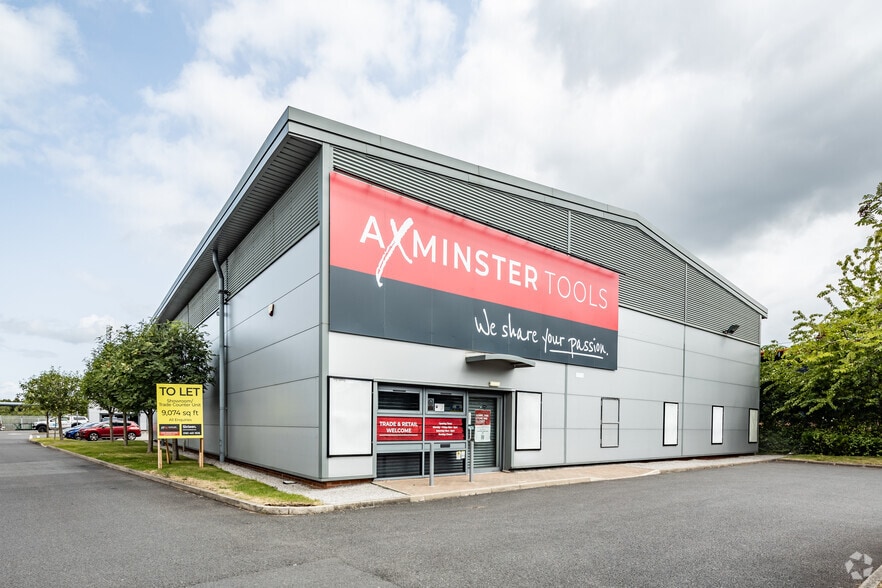 Kerfoot St, Warrington for lease - Building Photo - Image 1 of 6