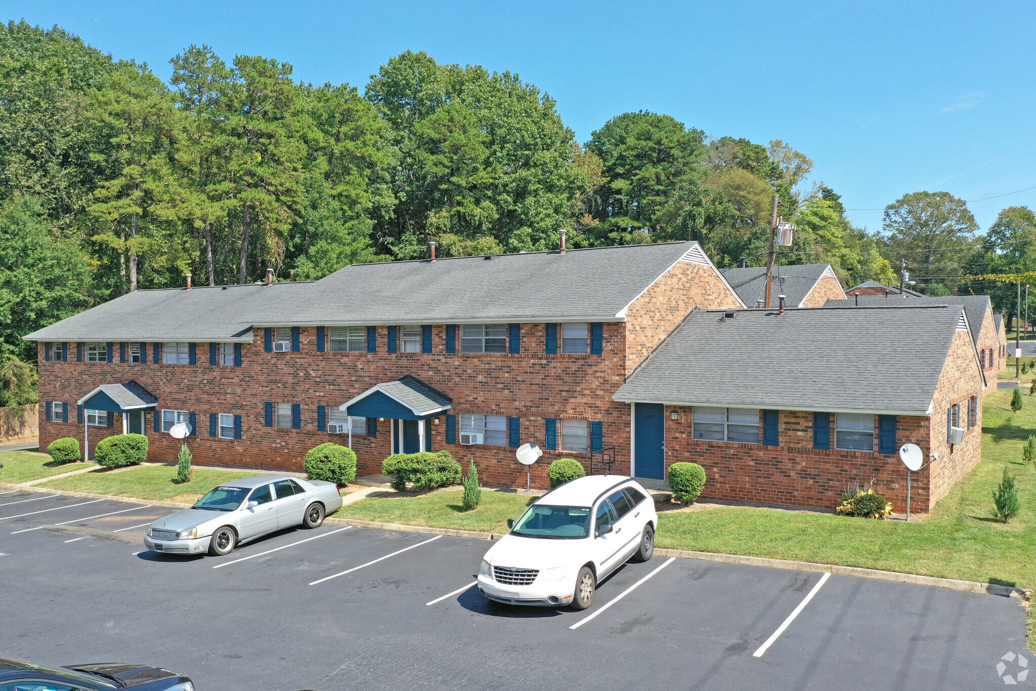 2225 Silas Creek Pky, WinstonSalem, NC 27103