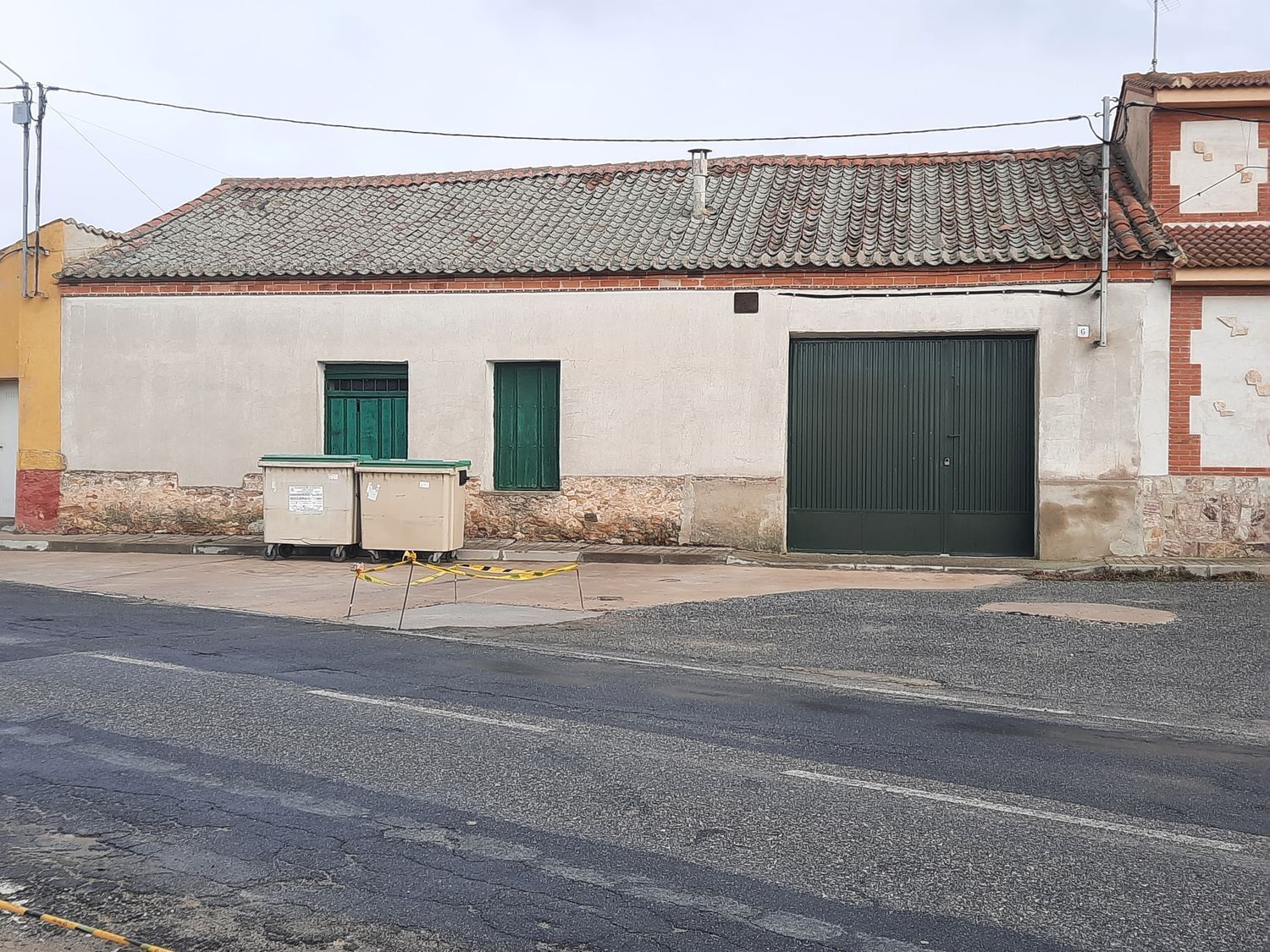 Industrial in Bercial for sale Building Photo- Image 1 of 7