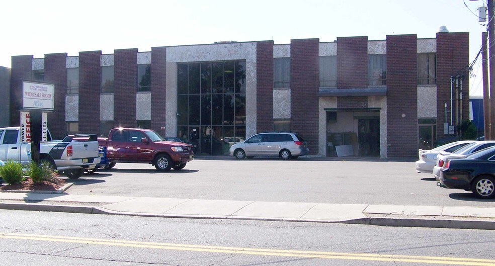 275 Huyler St, South Hackensack, NJ for sale - Primary Photo - Image 1 of 1