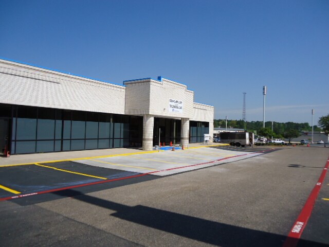 1761 W Loop 281, Longview, TX for sale Building Photo- Image 1 of 1