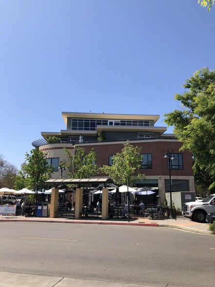 801-803 2nd St, Davis, CA for lease - Building Photo - Image 2 of 12