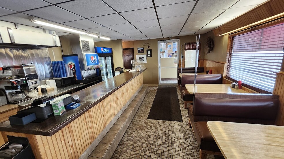 87 Main St, Mars Hill, ME for sale - Building Photo - Image 3 of 5