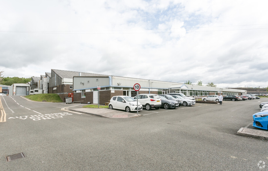 Sterling Dr, Pontyclun for lease - Primary Photo - Image 1 of 3