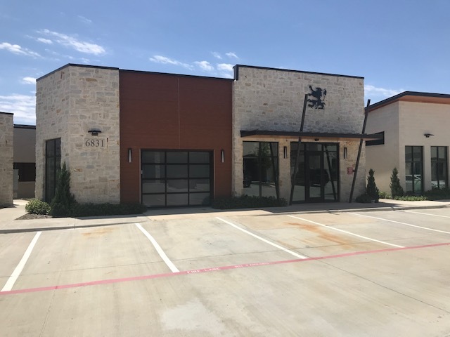 6831 Communications Pkwy, Plano, TX for sale - Building Photo - Image 1 of 1