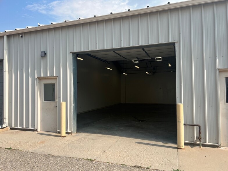 255 S Cleveland Ave, Loveland, CO for lease - Building Photo - Image 3 of 11