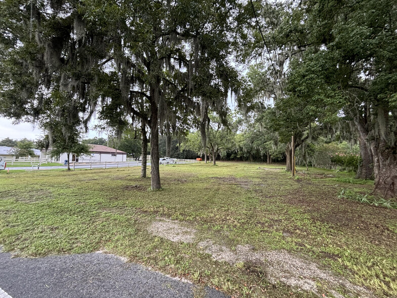 12845 NE Jacksonville Rd, Anthony, FL for sale - Building Photo - Image 2 of 13