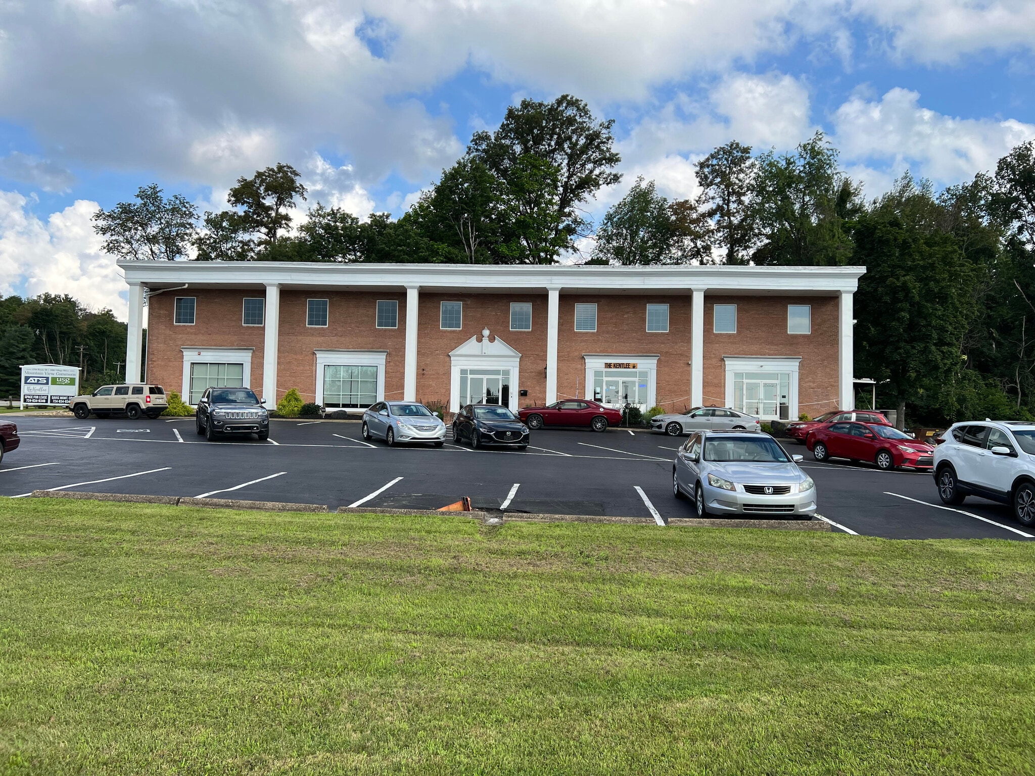 4764 Us-30 East, Greensburg, PA for lease Building Photo- Image 1 of 9