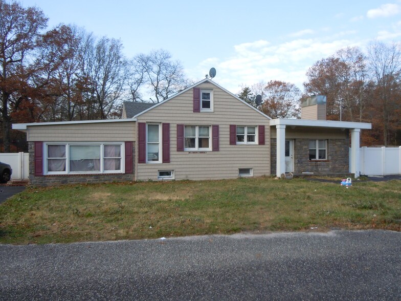 451 Lucerne Ave, Shirley, NY for sale - Other - Image 1 of 1