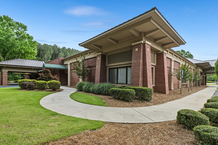 1230 Bald Ridge Marina Rd, Cumming, GA for lease - Building Photo - Image 3 of 36