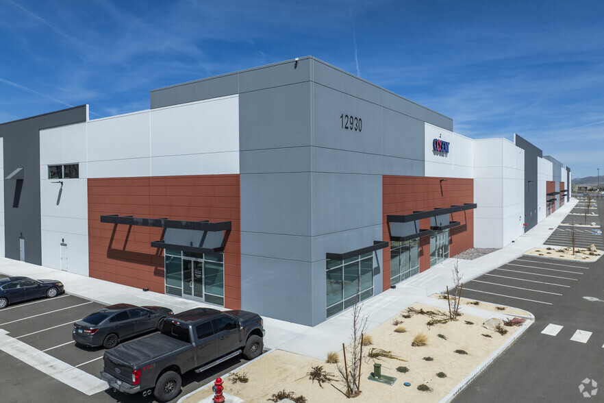 12930 Old Virginia Rd, Reno, NV for lease - Primary Photo - Image 1 of 7