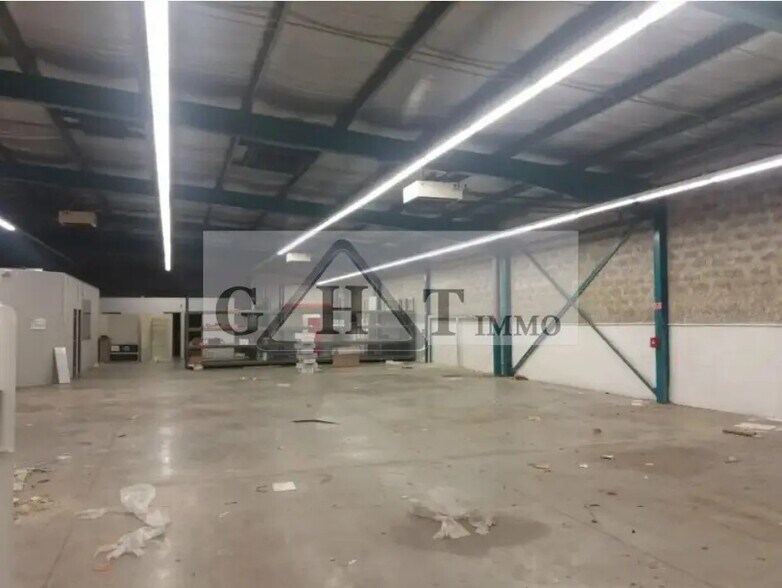 Industrial in Montgeron for sale - Interior Photo - Image 3 of 5