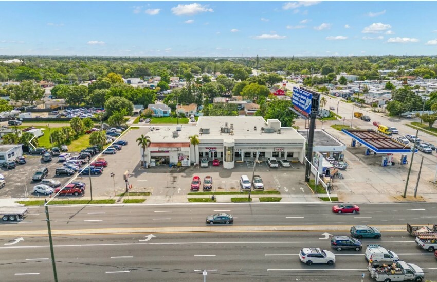 6251 US Highway 19 N, Pinellas Park, FL for lease - Building Photo - Image 3 of 9