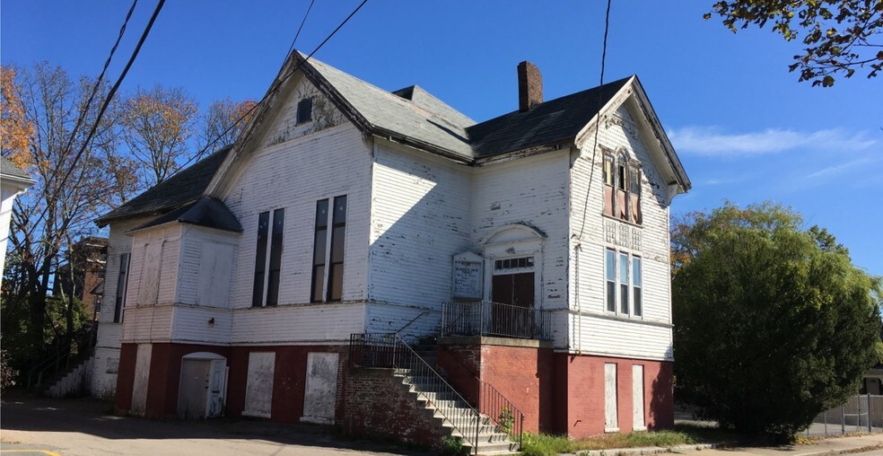 34 Cottage St, Brockton, MA for sale - Building Photo - Image 1 of 1