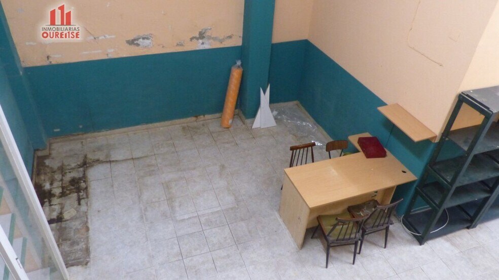 Retail in Ourense for lease - Building Photo - Image 3 of 12
