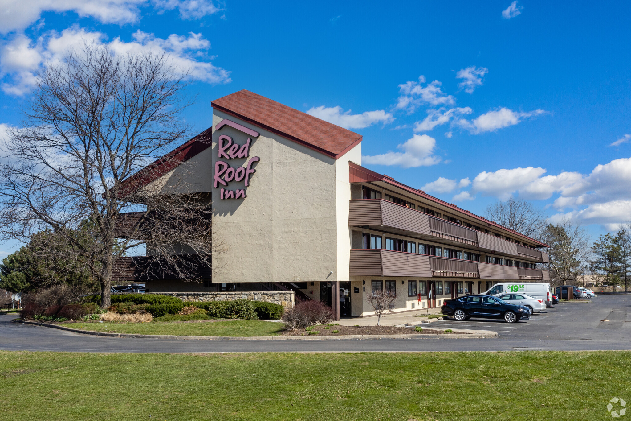 6614 Thompson Rd, Syracuse, NY for sale Primary Photo- Image 1 of 8