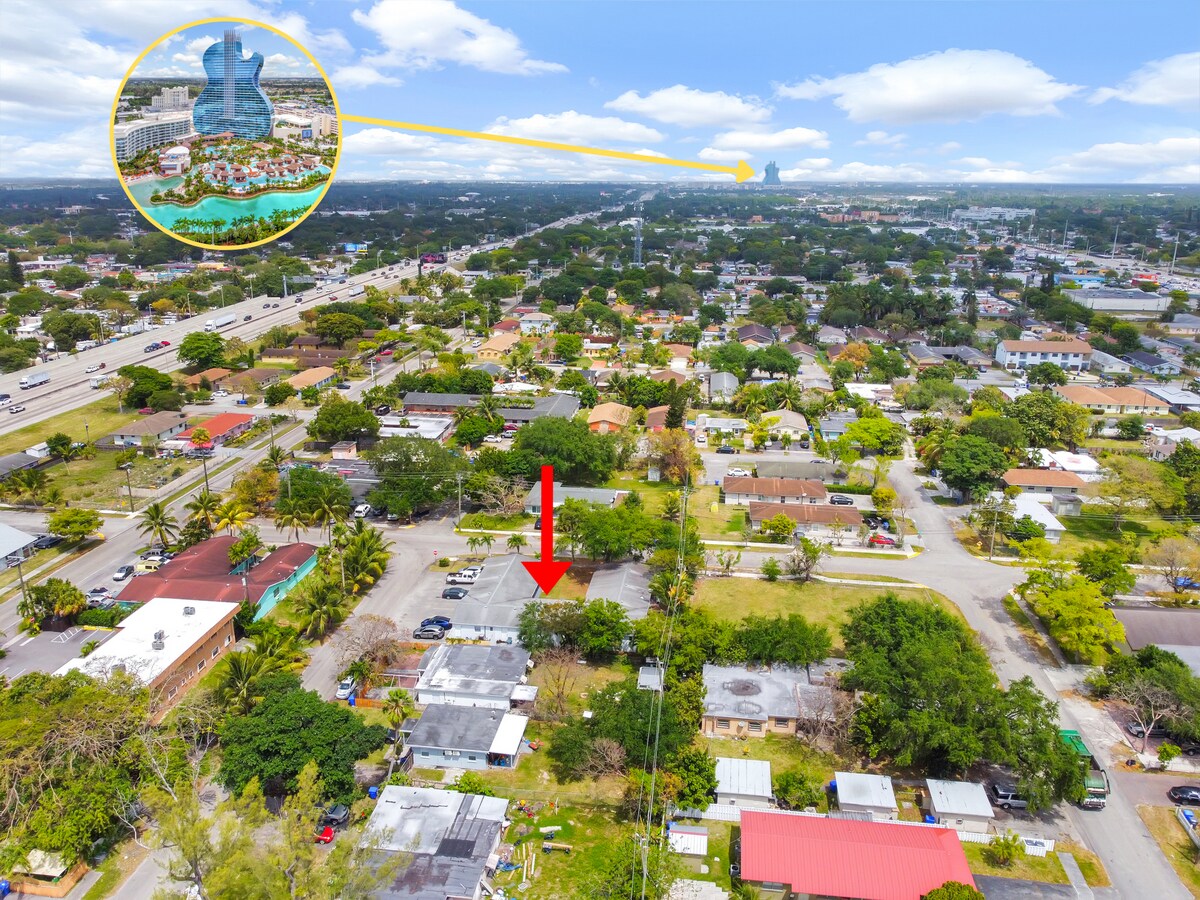 6114 Fillmore St, Hollywood, FL 33024