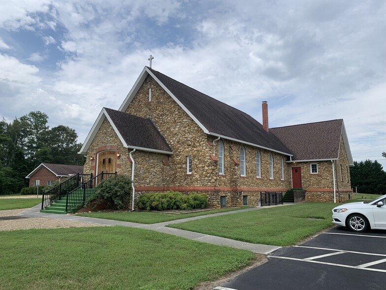 117 Nebo School Rd, Nebo, NC for sale - Primary Photo - Image 1 of 1