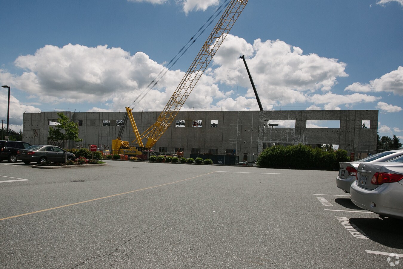 1777 Clearbrook Rd, Abbotsford, BC V2T 5X5 Retail for Lease