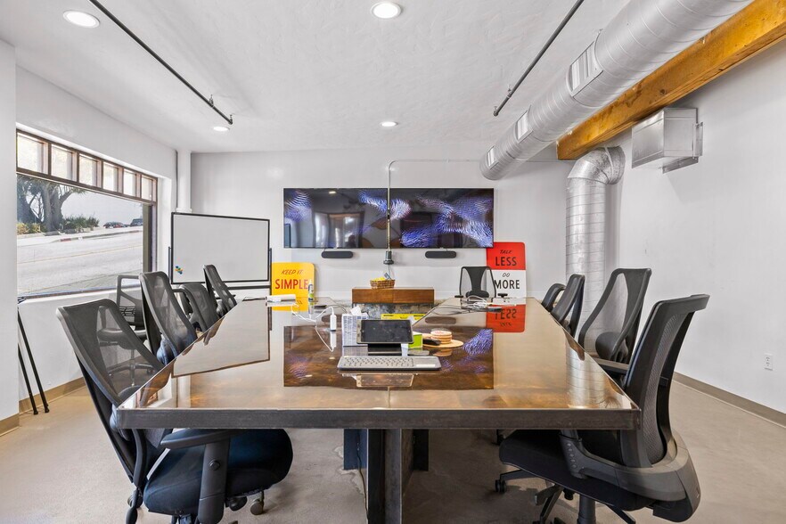 419 E Main St, Ventura, CA for sale - Interior Photo - Image 3 of 39