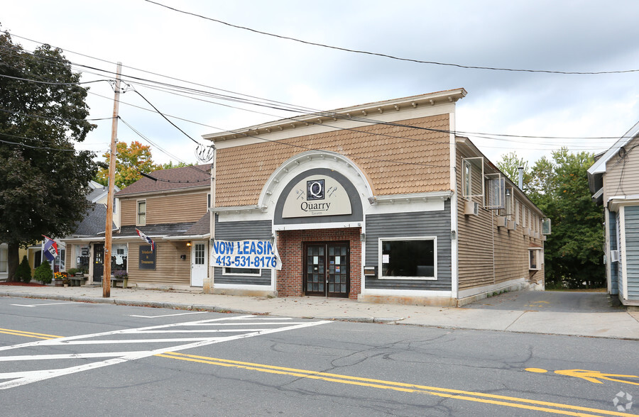 216-218 Main St, Monson, MA for sale - Primary Photo - Image 1 of 1