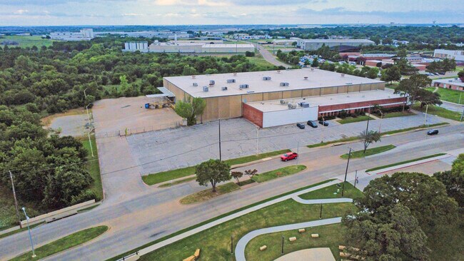 More details for 1500 E Broad St, Mansfield, TX - Industrial for Sale