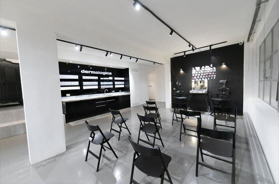 36-42 New Inn Yard, London for lease - Building Photo - Image 1 of 19