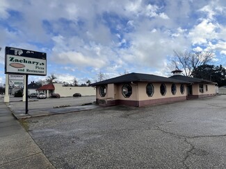 More details for 202 E Broad St, Saint Pauls, NC - Retail for Sale