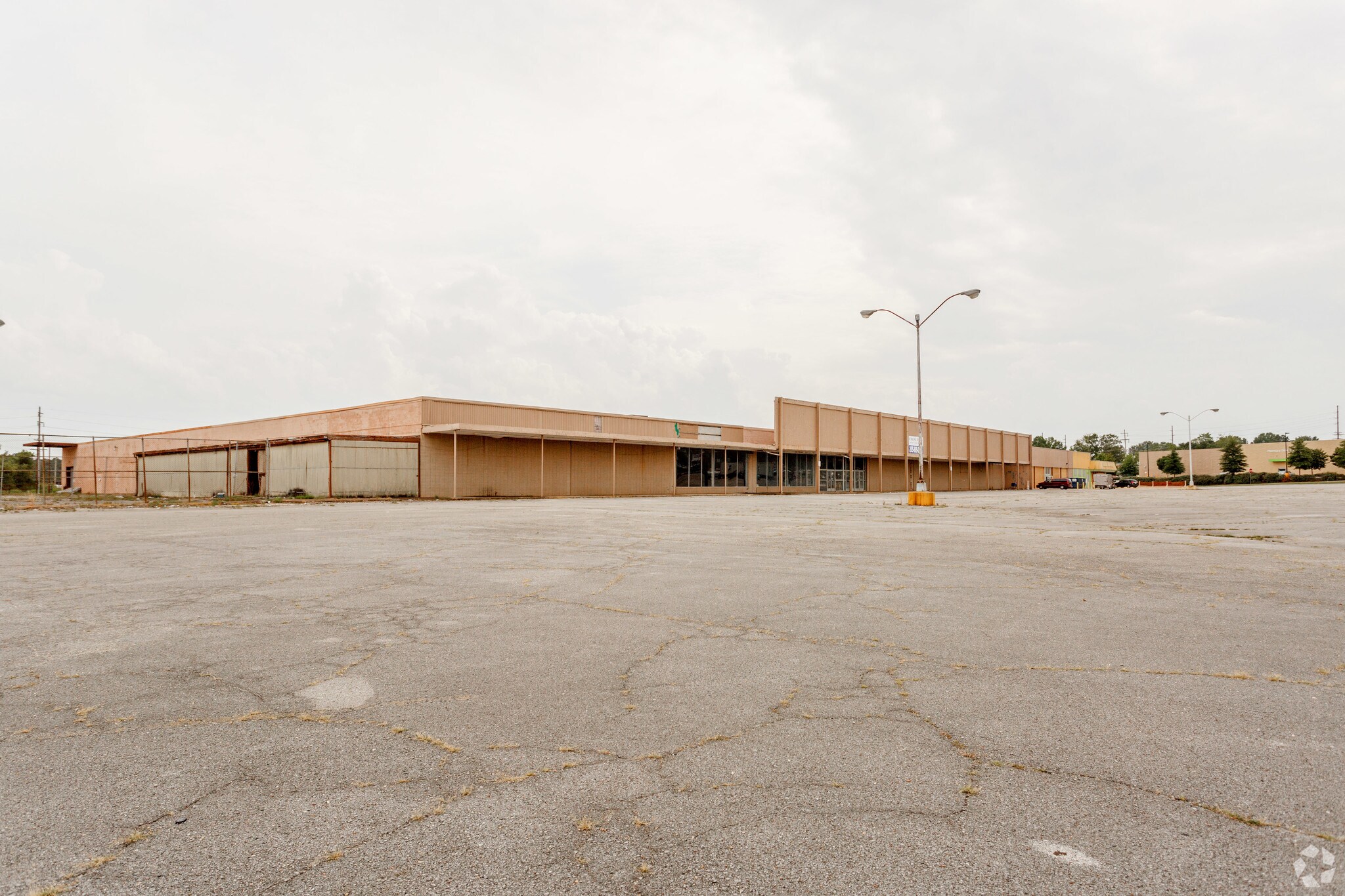 1542 Florence Blvd, Florence, AL for sale Primary Photo- Image 1 of 1