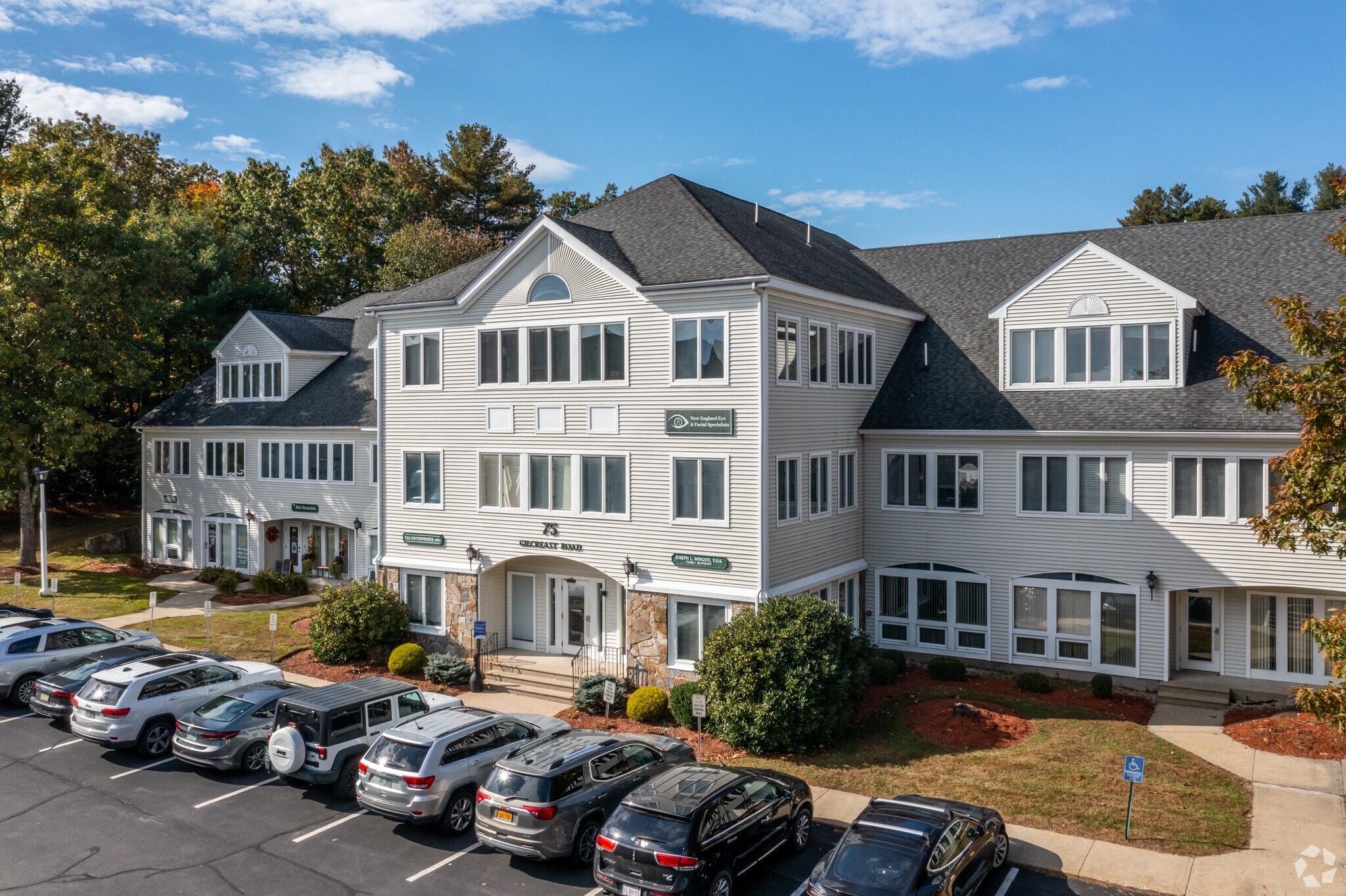 75 Gilcreast Rd, Londonderry, NH 03053 Office for Lease