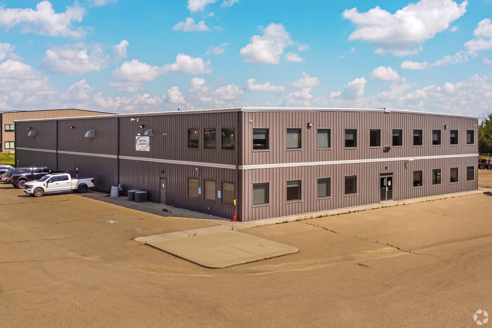 1605 13th St, Leduc, AB for lease Primary Photo- Image 1 of 3